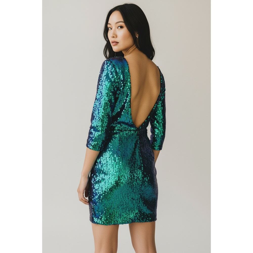 Tobi Startstruck Green Sequin Long Sleeves Shift Dress Women’s Size Small
